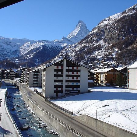 Haus Pirata Apartamento Zermatt Quarto foto