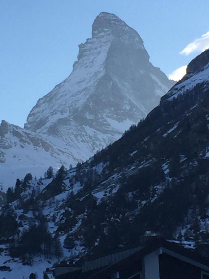 Haus Pirata Apartamento Zermatt Exterior foto