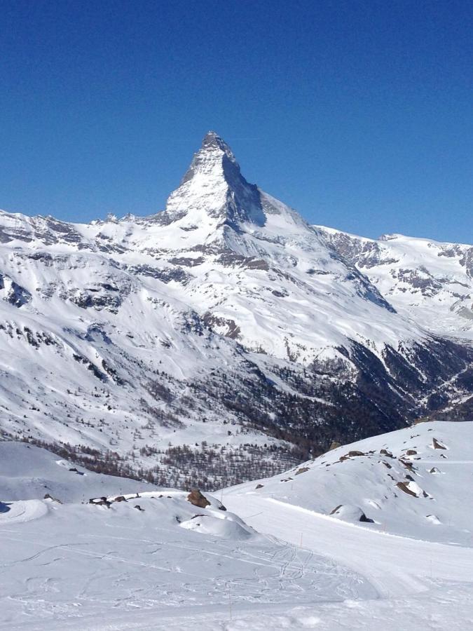 Haus Pirata Apartamento Zermatt Exterior foto